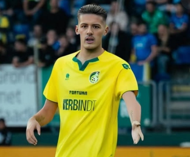 Bek Timnas Indonesia Justin Hubner perkuat Fortuna Sittard.  [Instagram]
